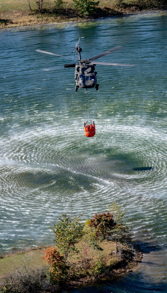 W.Va. Guard helicopter crews train to fight wildland fires
