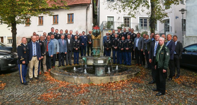Army, German leaders connect to enhance community relations