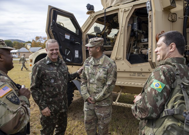 Brazilian three-star general visits New York National Guard