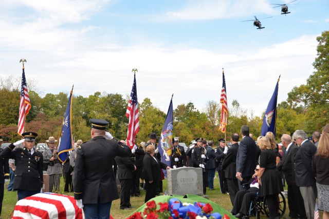 NY National Guard assists in final honors for WWII hero