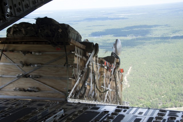 New parachute system tested at Ft. Bragg for faster low altitude airdrops