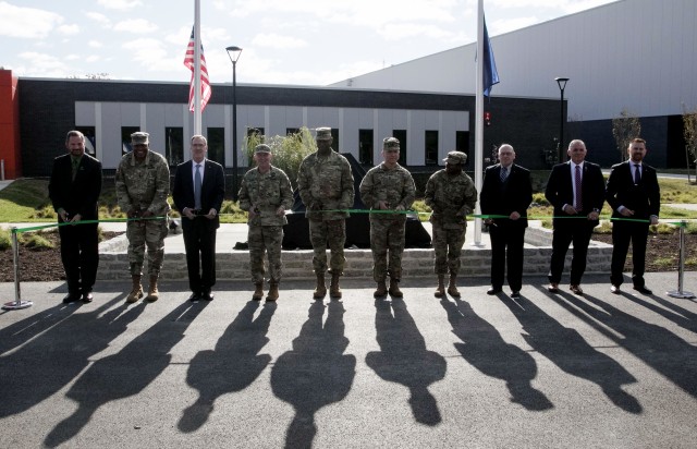 Singular Army command opens new headquarters, dedicates memorial to mark 15th anniversary