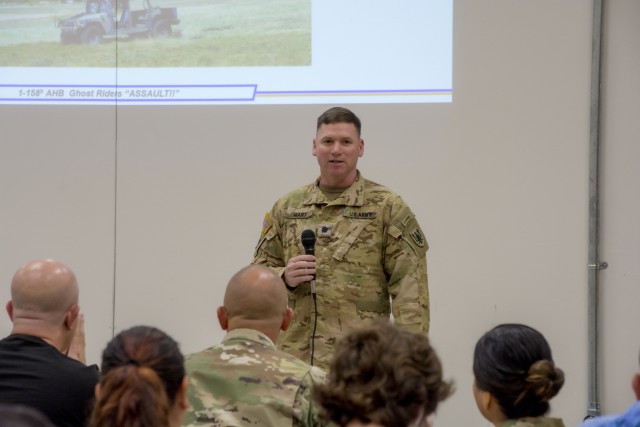 Army Reserve aviation unit hosts ESGR Boss Lift in Conroe, Texas