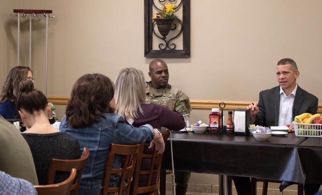 New Sergeant Major of the Army, Secretary of Army visit Fort Knox