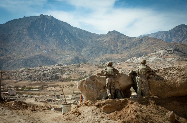Panther Paratroopers Secure Key Leader Engagement