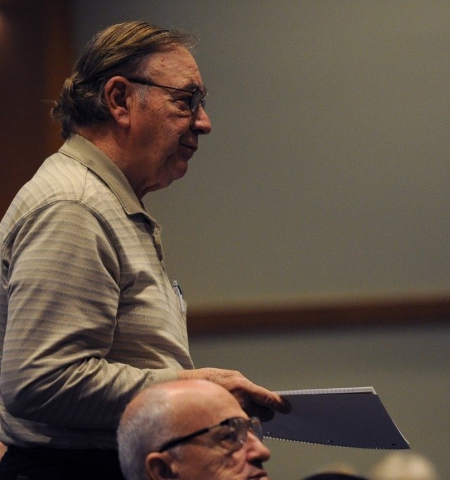 Redstone military retirees receive annual day of thanks