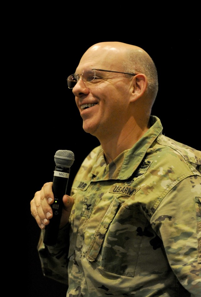 Redstone military retirees receive annual day of thanks