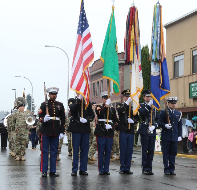 JBLM Units Support Local Veterans Day Events | Article | The United ...