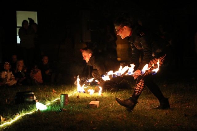 Allons fiery Halloween