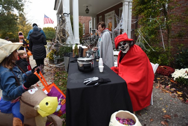 Fort Knox treats kids to ghoulishly cold Halloween