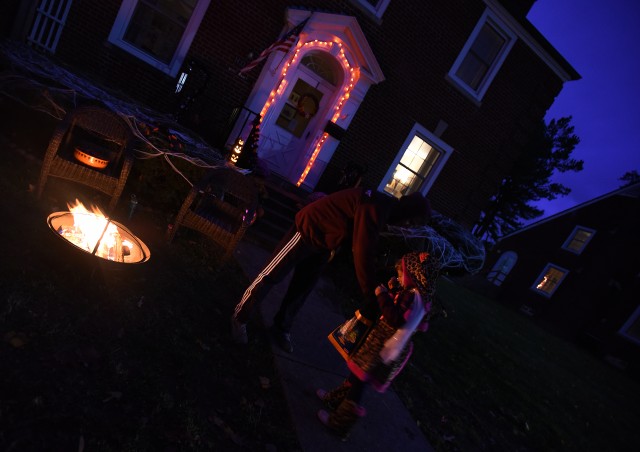 Fort Knox treats kids to ghoulishly cold Halloween