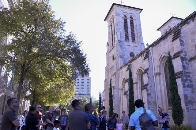 Field Study Program educates international soldiers on American culture in Texas