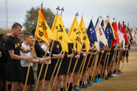 Army football will wear uniforms honoring Fort Bliss' 1st Armored Division  vs. Navy