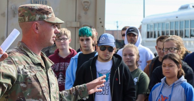 Missouri Future Soldiers Tour the Home of The Screaming Eagles