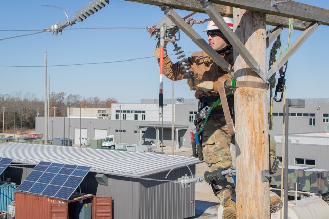 Prime Power Soldiers make the climb at FLW Lineman's Rodeo