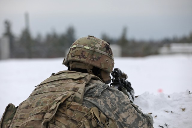Platoon live fire certification in the snow