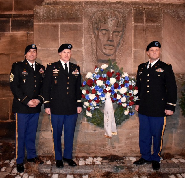 U.S. Army representatives commemorate the fallen at Volkstrauertag in Ansbach