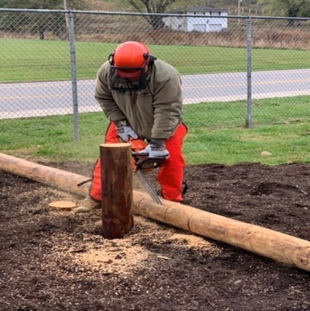 West Virginia Guard engineers complete JROTC obstacle course