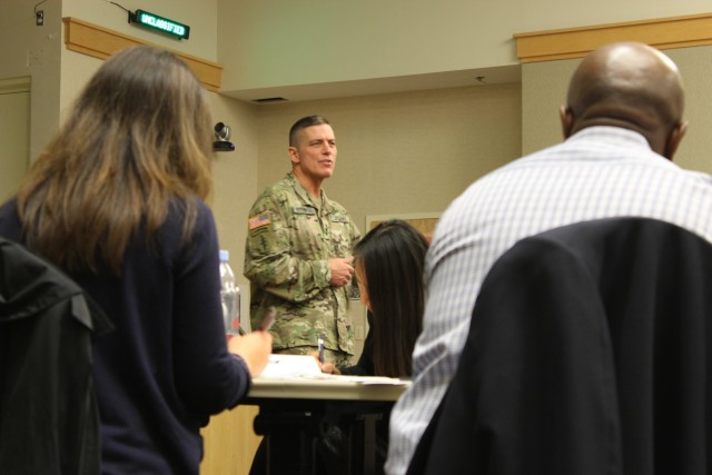 Lt. Gen. Ostrowski speaks to Acquisition Professionals