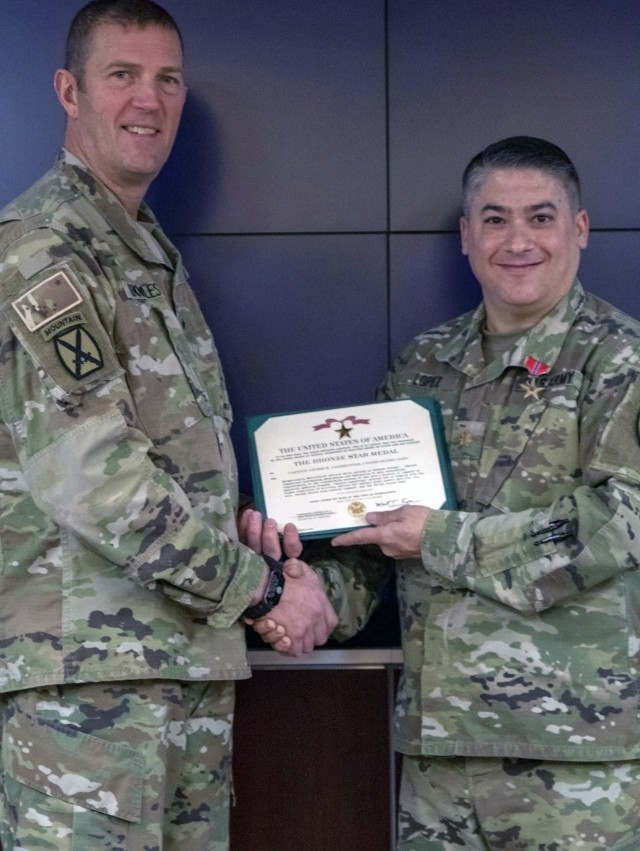 Alaska Guardsman receives Bronze Star