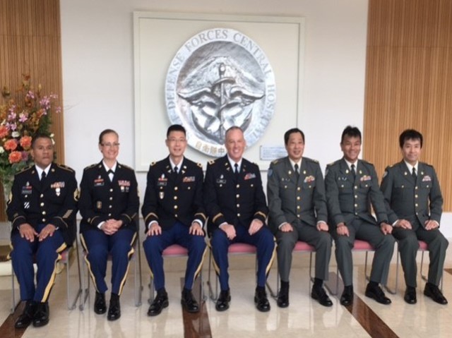 Dental Health Command-Pacific's Commander visits dental team in Japan