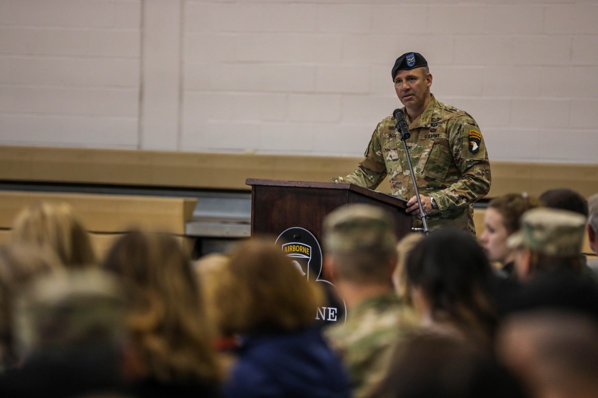 t*n様 英国1st AIRBORNE DIVISION COMMANDER “ max1200.jpg