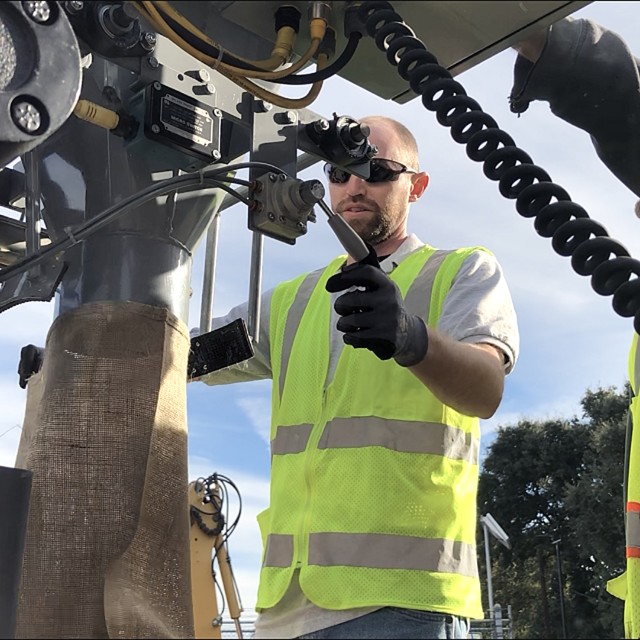 Emergency response teams meet Sacramento District's newest flood fight ...