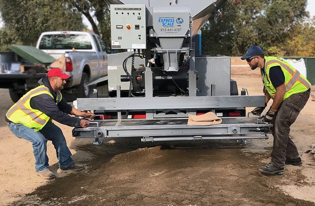 Emergency response teams meet Sacramento District's newest flood fight tool