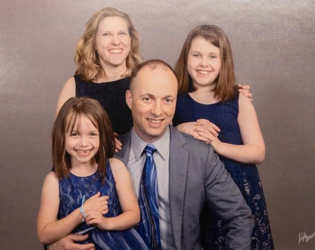 Family members go extra miles with theor Soldier