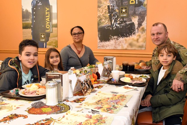 Fort Knox Thanksgiving meal at Cantigny Dining Facility