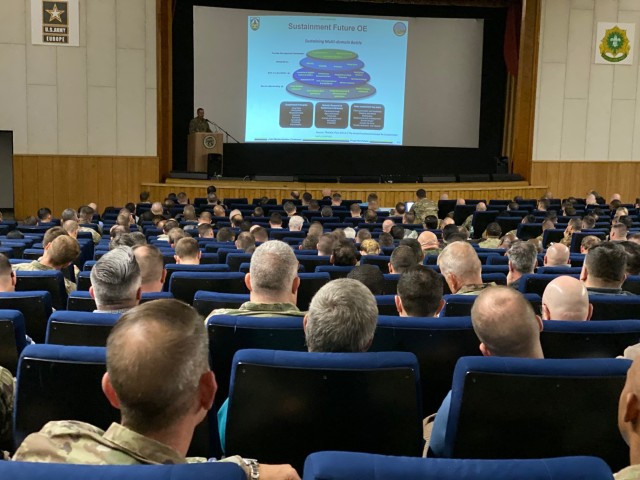 Soldiers gather for a Joint Warfighting Assessment overview