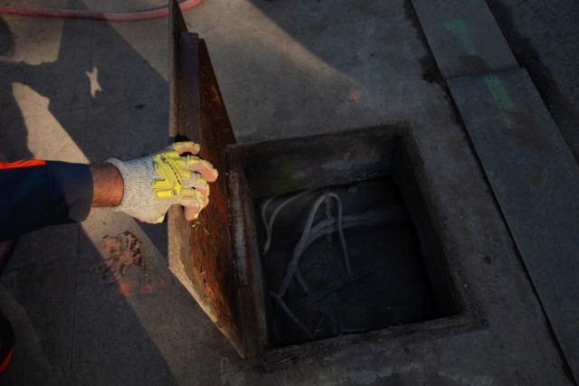 Sacramento FUDS team begins Ft. Miley soil sampling