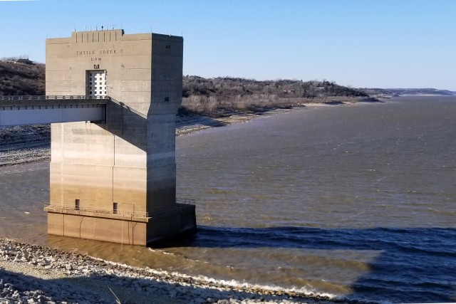 Water level nearing conservation pool at Tuttle Creek Lake