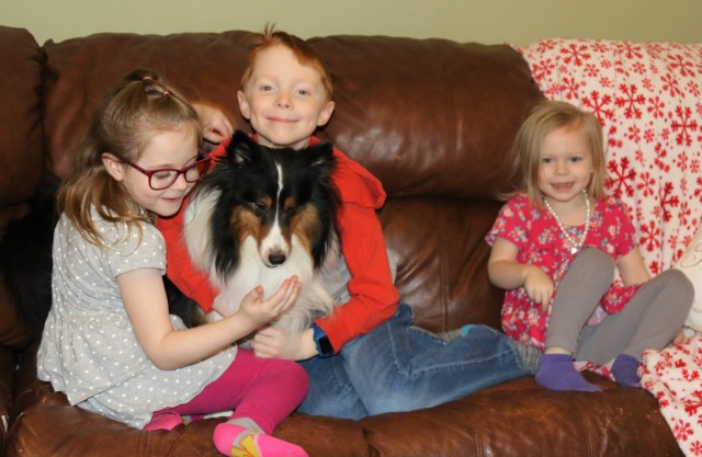 MacLee family at home