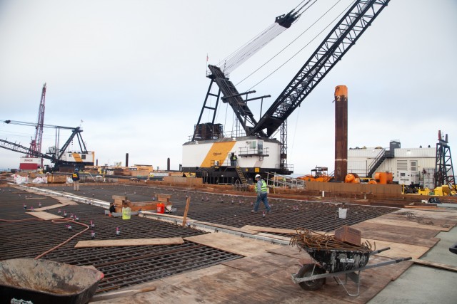 SDDC commander and USACE inspect key MOTCO project