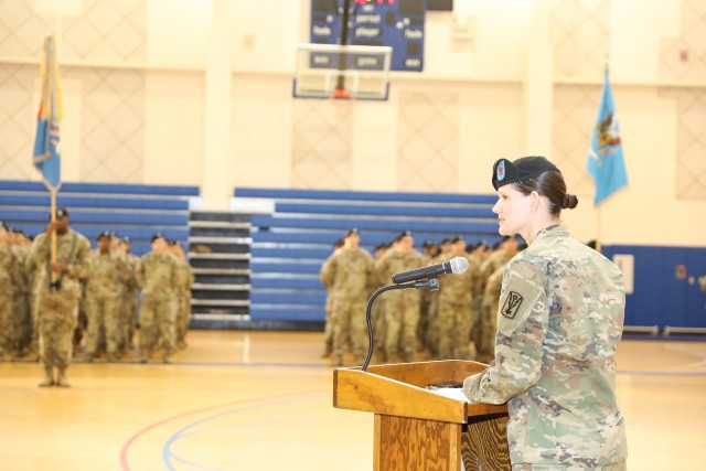 Outgoing CSM Speaks at Change of Responsibility Ceremony