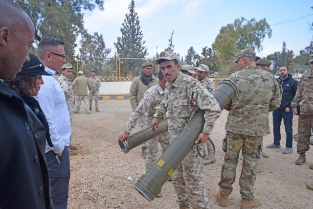 Jordan, US train on heavy-duty weapon system