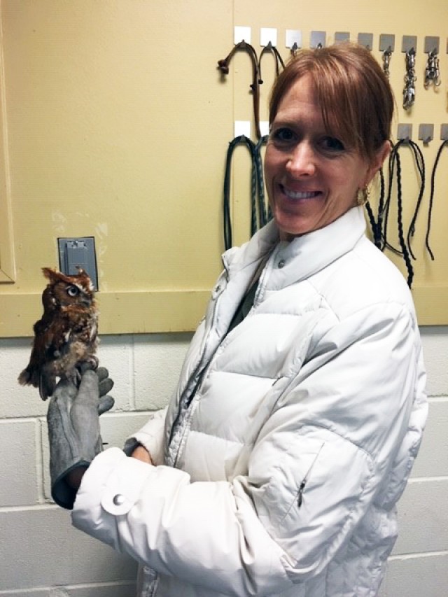 Ohio National Guard member volunteers at wildlife center