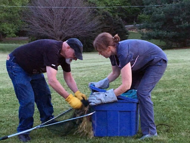 Ohio National Guard member volunteers at wildlife center