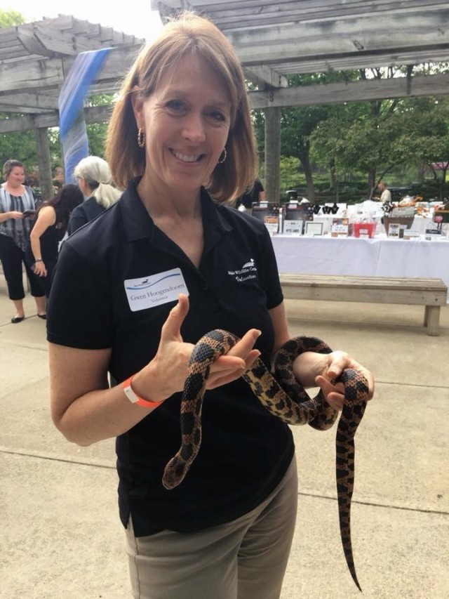 Ohio National Guard member volunteers at wildlife center