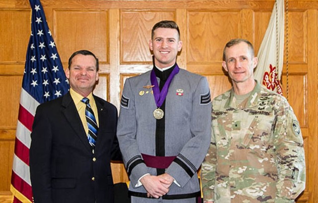 West Point cadet overcomes trials, earns Foley Award