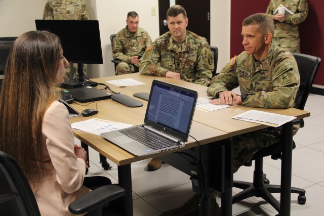 SMA visits Battalion Commander Assessment Program