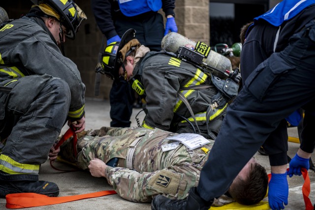 Indiana Guard trains with emergency responders