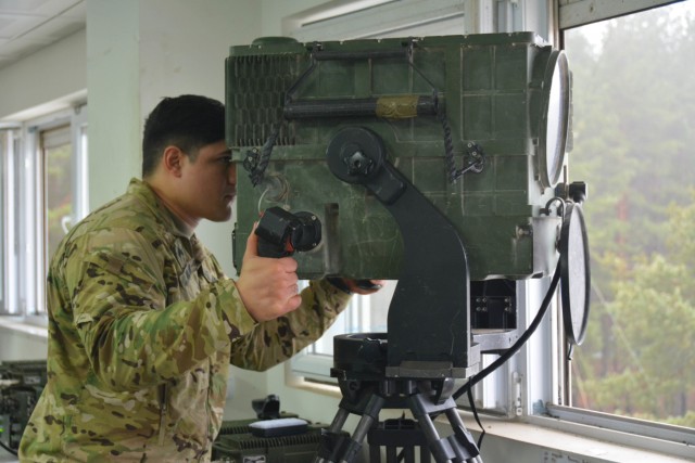 1-9 CAV 'Headhunters' Soldiers participate in live fire range training