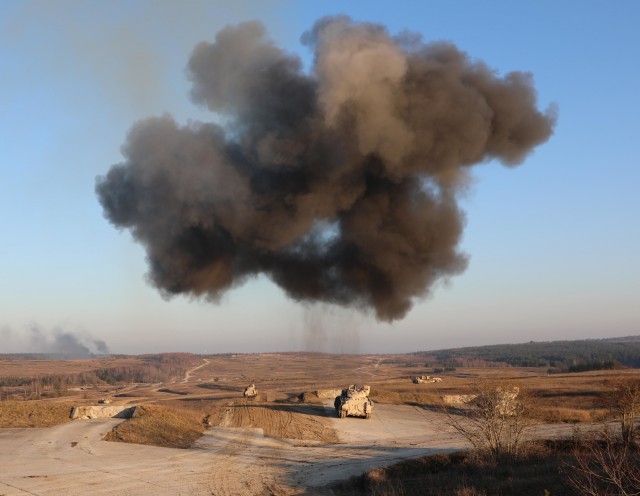 Mustang Battalion Prepares for Combined Resolve XIII; Soldiers train on the M1A2 Abrams tank