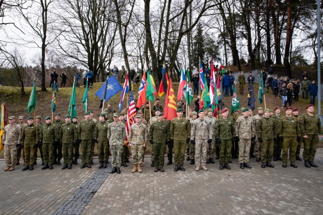 1-9 CAV Soldiers participate in Road of Life and Death run