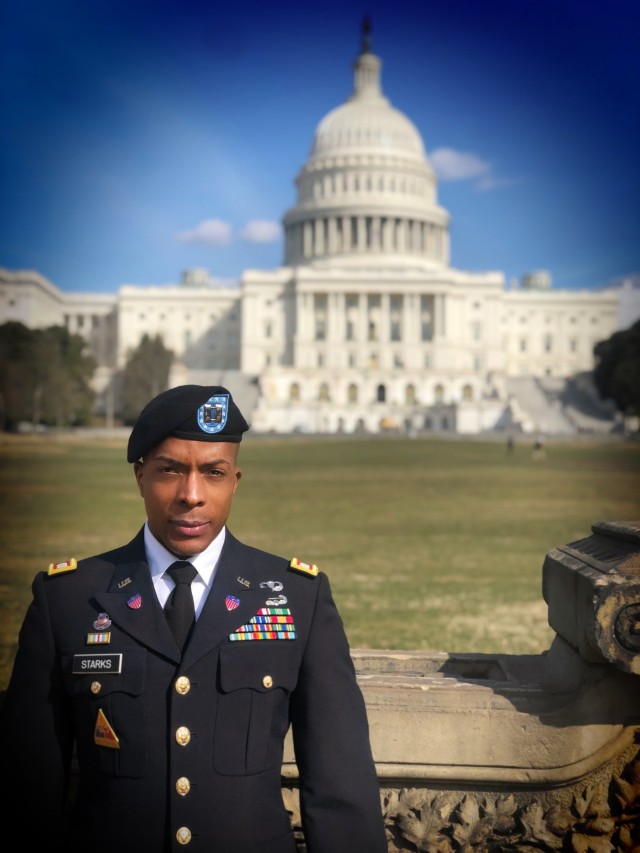 USAREUR Captain Mentors Students
