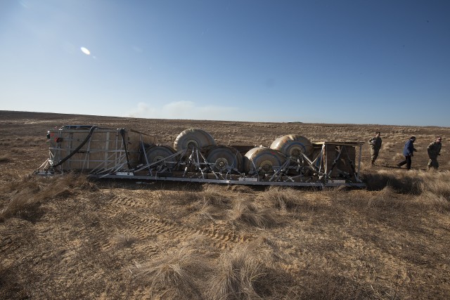 Refueling, rearming system tested by low-velocity air drop at Ft. Bragg improves readiness