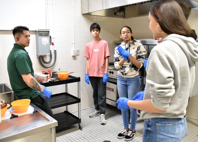 Camp Zama Youth Center Cooking Club teaches life skills