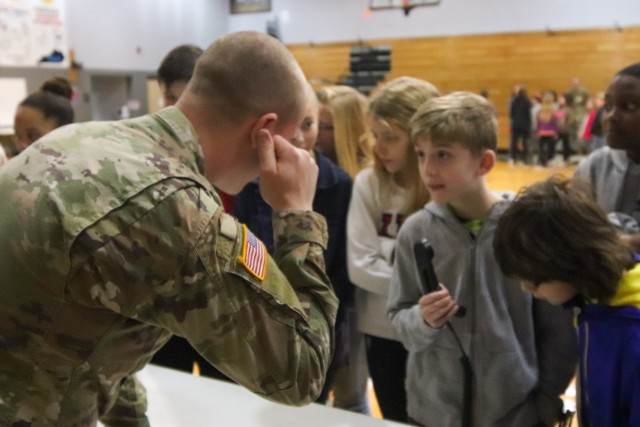 Middle school students expand knowledge about the Army